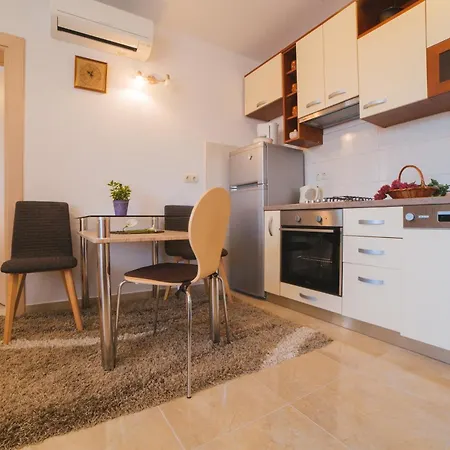 With Parking Space Seget Vranjica, Trogir - 23461 Apartman
